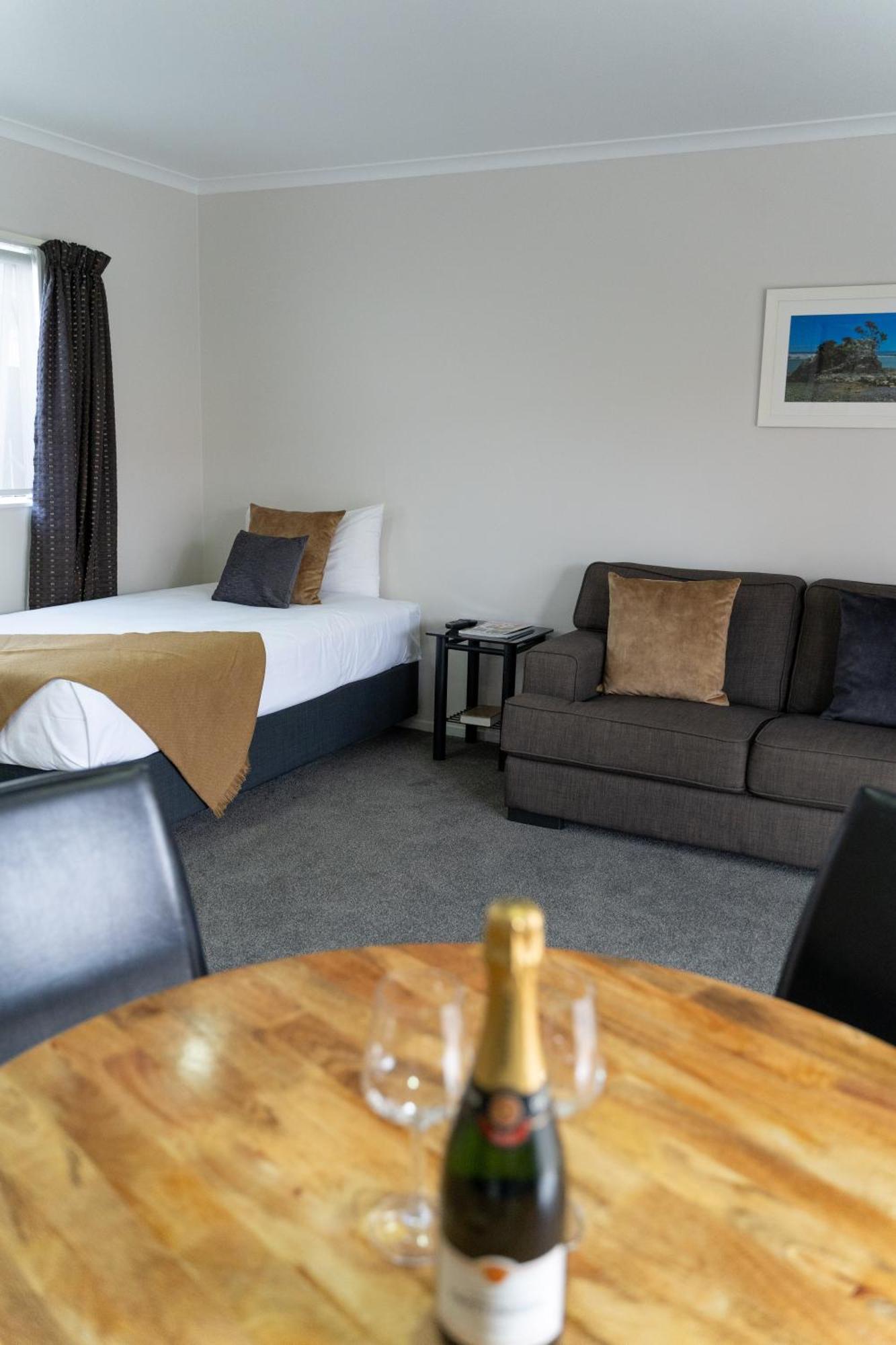 Pacific Coast Motor Lodge Whakatane Exteriör bild